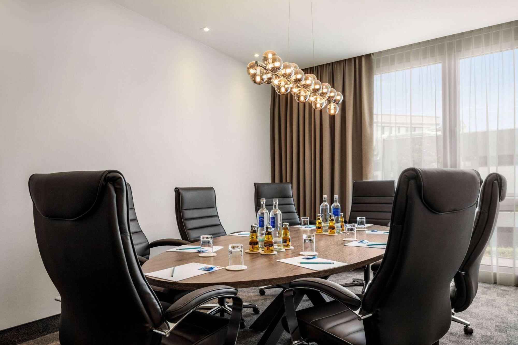 Vienna House Easy By Wyndham Frankfurt Airport Hotel Kelsterbach Eksteriør billede