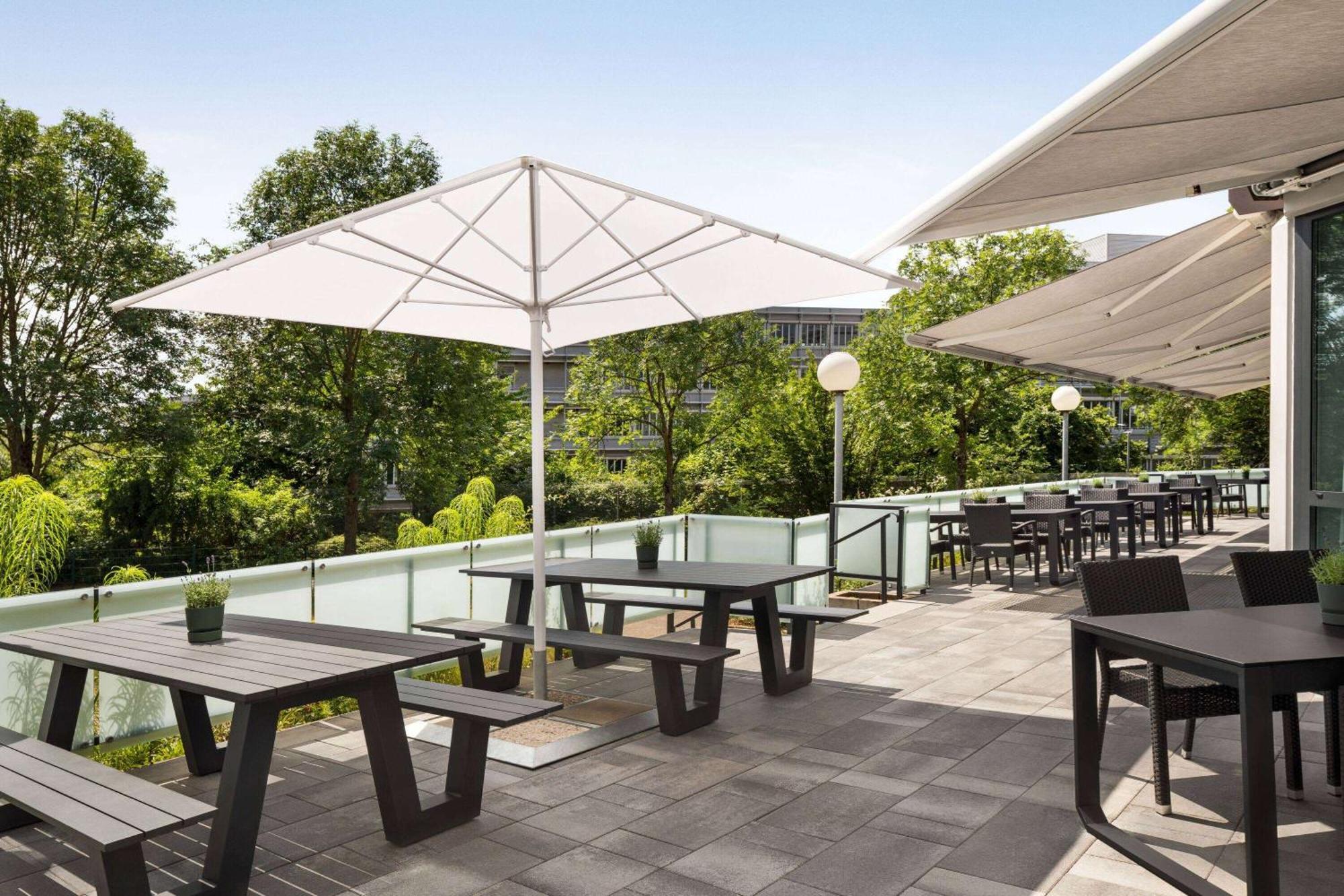 Vienna House Easy By Wyndham Frankfurt Airport Hotel Kelsterbach Eksteriør billede